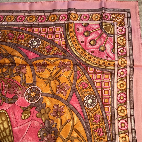 Hermes Lumieres de Paris Silk Scarf, NIB - Picture 4 of 12